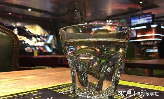 吃西餐时提供的“柠檬水”你要是当成饮品喝掉这样会被取笑的(图4)